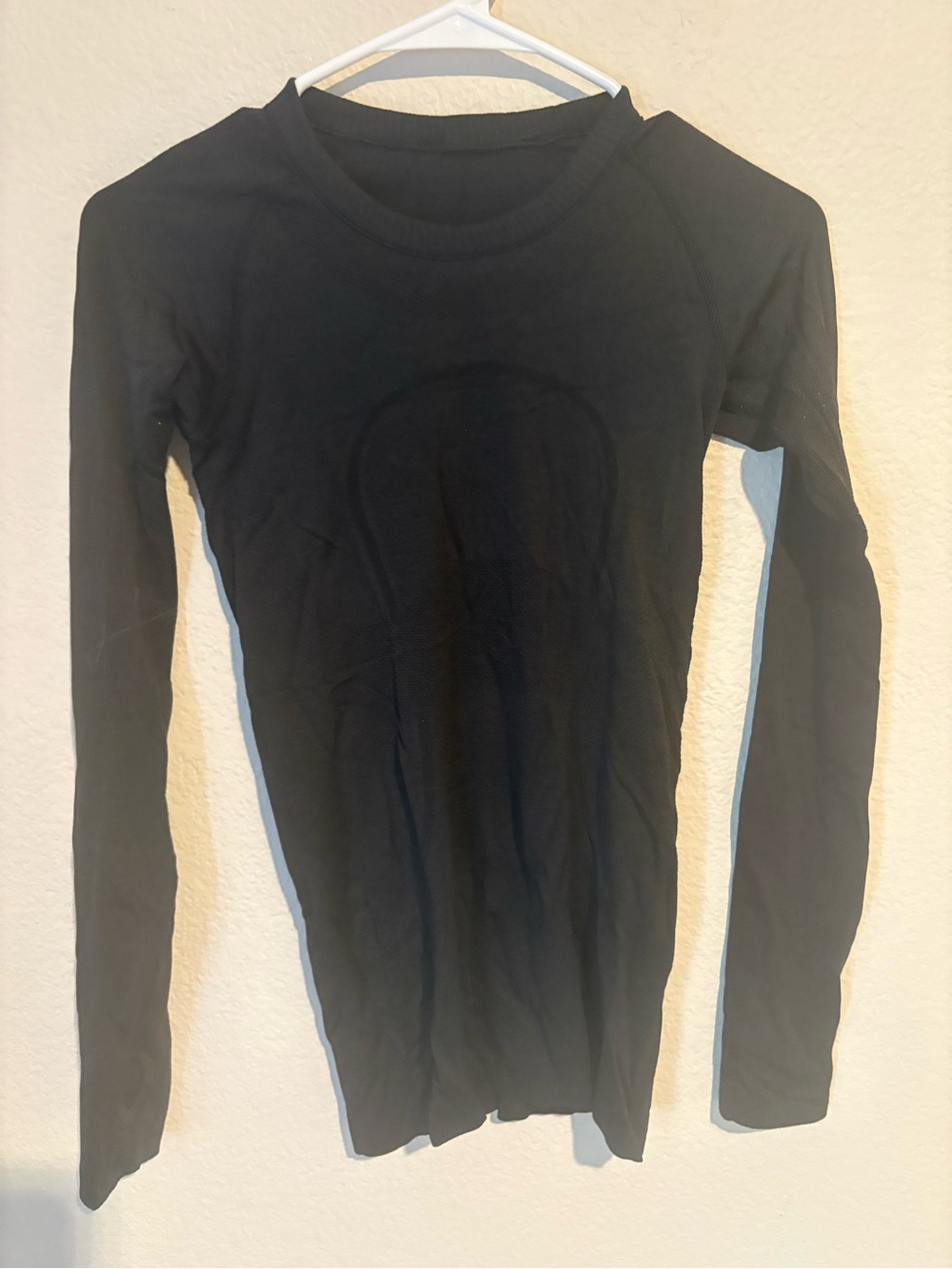 lululemon athletica Black Long Sleeve Seamless Top